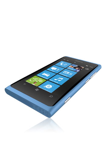 Nokia Lumia 800 cyan